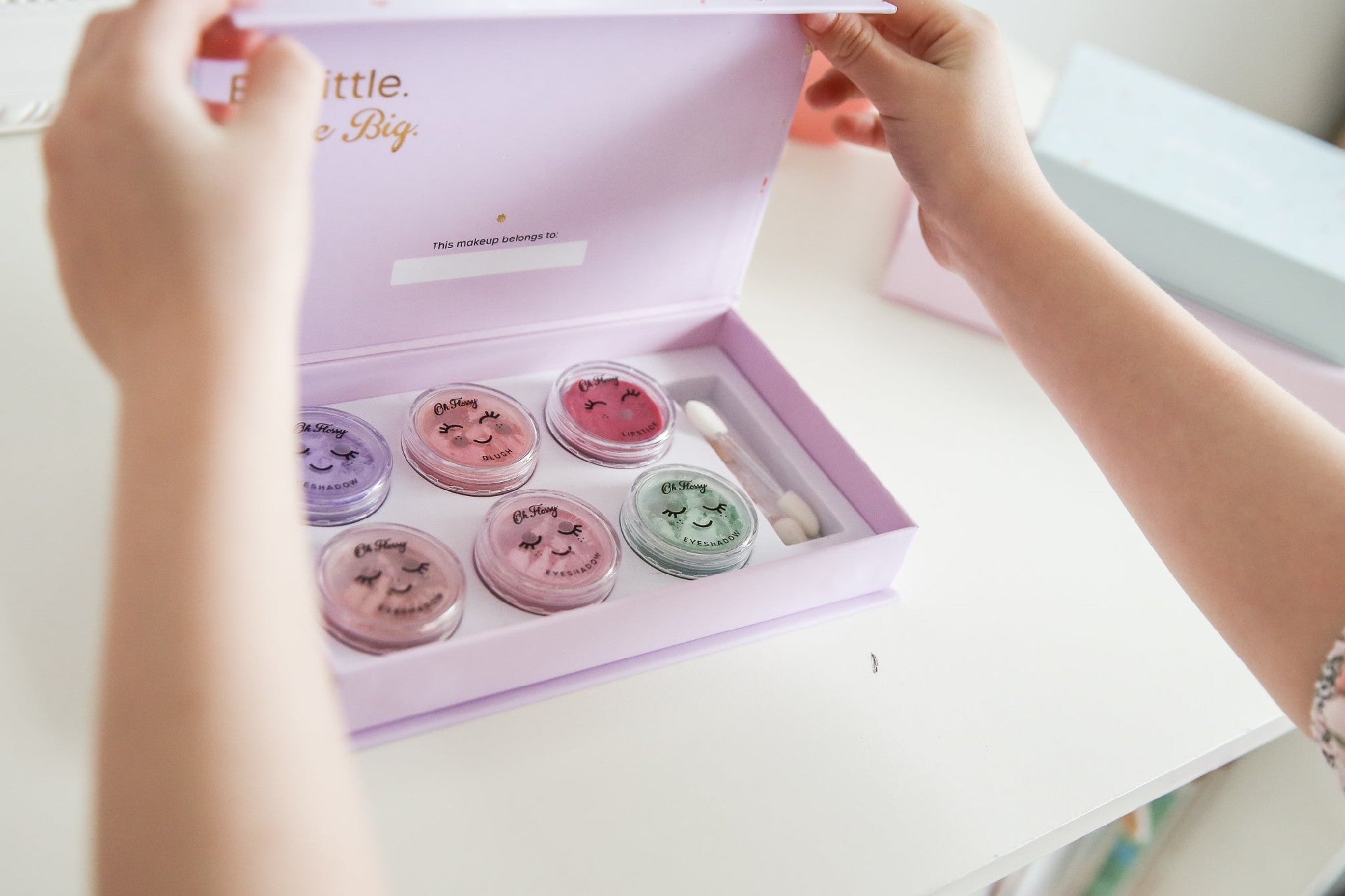 OH FLOSSY SWEET TREAT MAKEUP SET