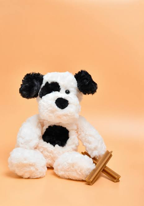 PETITE VOUS HARRY THE BLACK AND CREAM DOG PLUSH